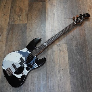 Squier by Fender FRANK BELLO JAZZ BASS