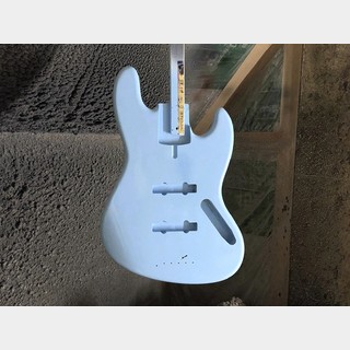 エレクトリック・ベース ＞ JBタイプ、FREEDOM CUSTOM GUITAR RESEARCH