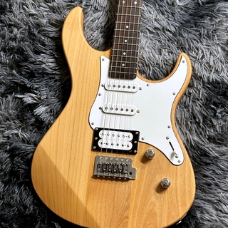 YAMAHA PACIFICA112V YNS (Yellow Natural Satin) 【大人気モデル!】【通販限定 クリップチューナー/ピック付!】