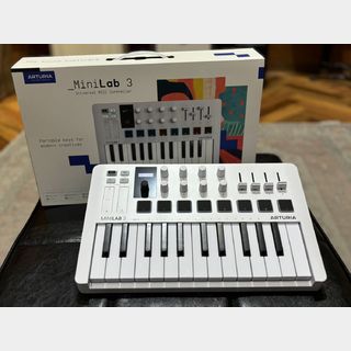 ARTURIAのキーボード／コントローラーMiniLab 3にオールホワイトモデル