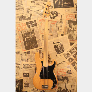 Fender1975 Precision Bass "Original Fretless with Flame Maple Neck"