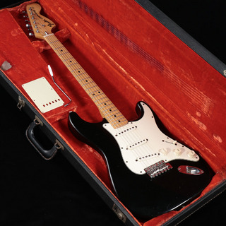 Fender1972年製 Stratocaster Alder Body Black/Maple Finger Board 【渋谷店】