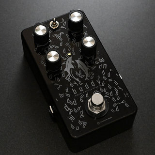 国産エフェクターのLimetone Audioより、原音はアナログのままの
