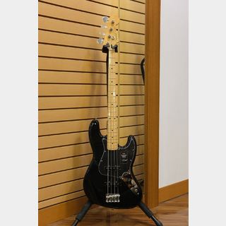 FenderPlayer II Jazz Bass, Maple Fingerboard / Black 