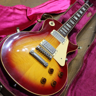 Gibson Les Paul Heritage Series Standard-80 Sunburst ヘリテイジ80 1981年製 です。 