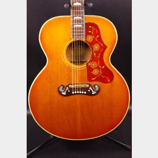 Gibson J-200