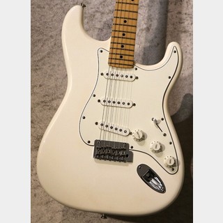 Fender Player Stratocaster Polar White 2018年製【3.47kg】