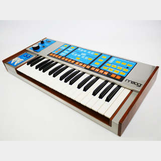 implant4 synthesizer shop + gallery space （大阪府・大阪市北区