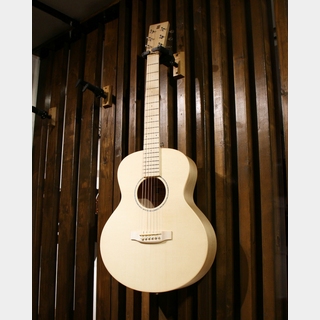 NAGI GUITARS shiro mini