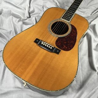 Martin D-42 Standard