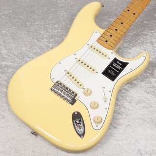 FenderVintera II 70s Stratocaster Maple Fingerboard Vintage White 【新宿店】