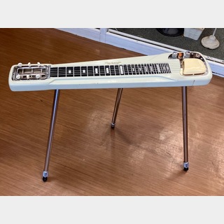 Fender"White" Studio Deluxe Lapsteel 