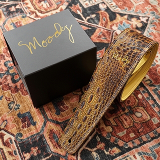 moody 2.5" Faux Gator Leather Backed Guitar Strap - Orange/Cream Standard