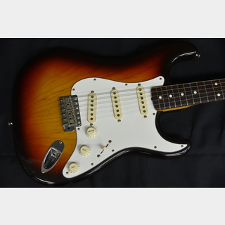 Fender JapanEXTRAD ST62-135