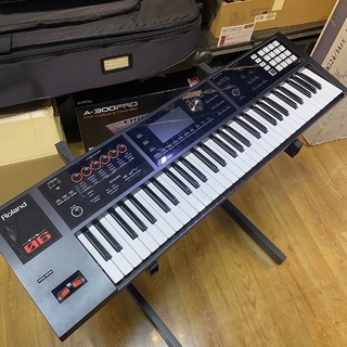 Roland FA-06(デジタルシンセサイザーの定番!!)