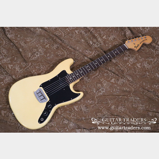 Fender1977 Musicmaster