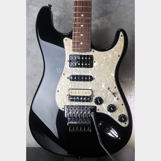 WARMOTH USA  Stratocaster / Vintage Modern-Custom / FRT / Black