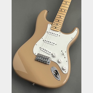Fender 【プラパーツ交換個体】Made in Japan Limited International Color Stratocaster - SAHARA TAUPE -