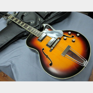 YAMAHA AE-11 Sunburst