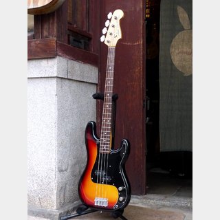 Tokai '81 PB-48YS Precision Bass