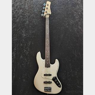 Three Dots Guitars JB Model -Olympic White-【軽量3.83kg】【48回金利0%対象】【送料当社負担】