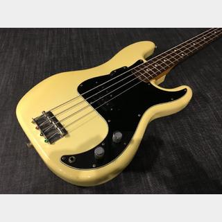 Fender Japan PRECISION BASS