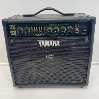 YAMAHA APG15　ギターコンボアンプ　アコースティックギター・エレキギター用アンプ