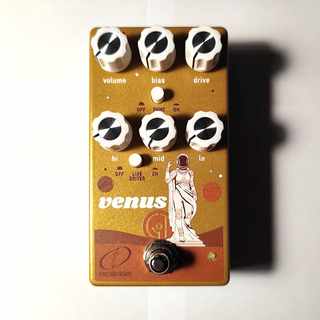 Crazy Tube Circuits、トップ・セラー・モデル“Venus”の日本限定