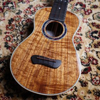 Leaf InstrumentsTeriha-C-K/K Custom【 Hawaiian curly Koa Body】