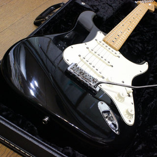 Fender Custom Shop Custom Classic Stratocaster Black カスタムショップ ストラトキャスター 2007年製 です