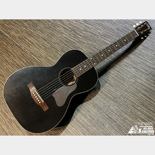 Art&Lutherie Roadhouse A/E Faded Black【最終特価! ピックガード変更!】