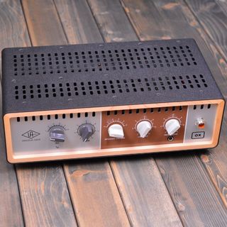 Universal AudioOX Amp Top Box【店頭展示品】