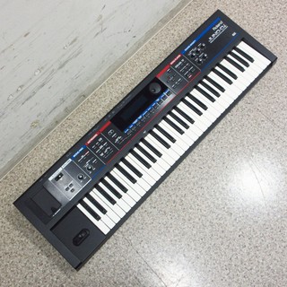 RolandJUNO-Di "電池駆動もする軽量本格モバイルシンセ"【横浜店】