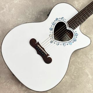 Zemaitisが、エレアコ“CAF-90H”の新色“グロス・ホワイト”と“グロス