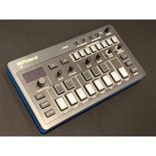 Roland 【夏のボーナスセール】J-6 (1台限定・展示クリアランス超特価！) CHORD SYNTHESIZER(AIRA Compact)
