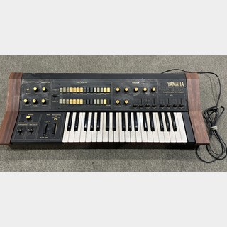 YAMAHA CS-15D DUAL CHANNEL SYNTHESIZER