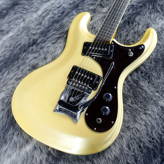 Mosrite The Ventures model Pearl White