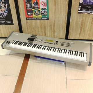 YAMAHA MOTIF8 【梅田店】