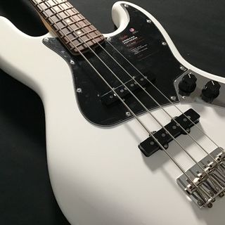 Fender American Performer Jazz Bass Rosewood Fingerboard Arctic White エレキベース