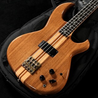 ベース、ブラジリアン・ローズウッド指板 OR ブラジリアン・ローズ