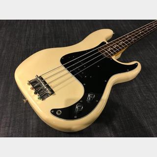 Fender Japan Precision Bass