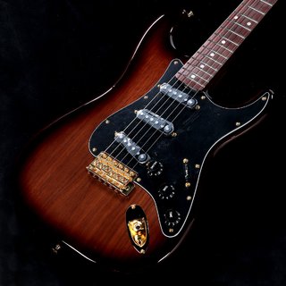 Fender ISHIBASHI FSR MIJ Traditional 60s Stratocaster Walnut Top Gold Hardware(重量:3.54kg)【渋谷店】