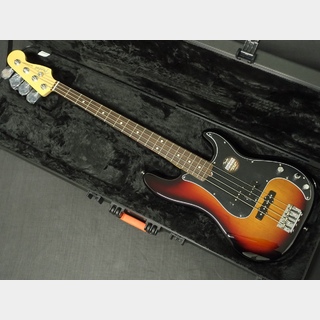 Fender 2016 Limited Edition American Standard PJ Bass 3-Color Sunburst