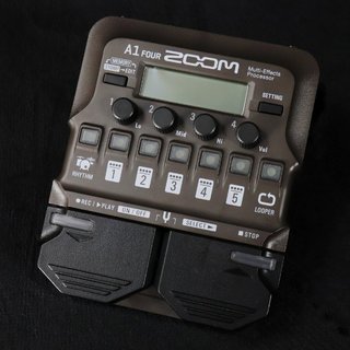 ZOOM A1 FOUR Multi Effects Processor 【梅田店】