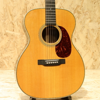 Martin OOO-28 Standard