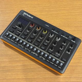 Roland T-8 BEAT MACHINE