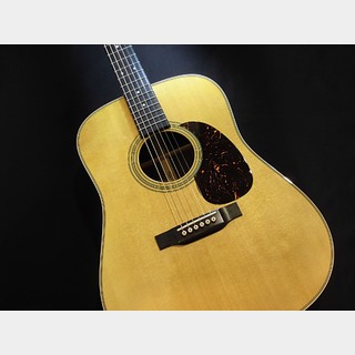 Martin D-28 Standard