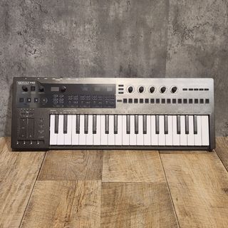 Arturia【B級品特価】KeyStep Pro Chroma 限定モデル 37鍵盤 MIDIキーボードコントローラー